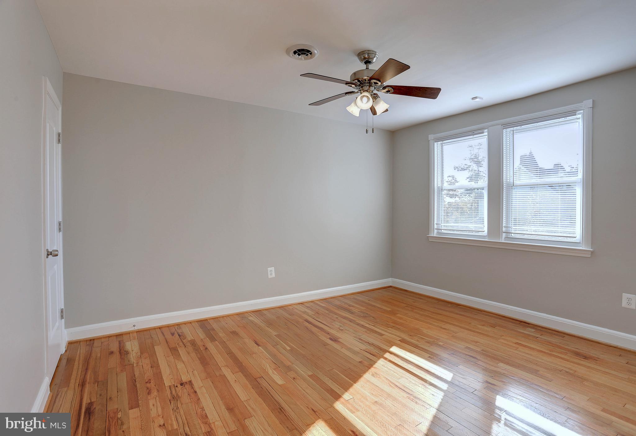 SHADY NOOK - Residential