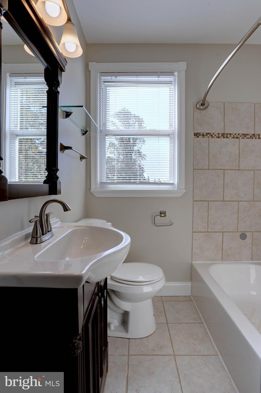 SHADY NOOK - Residential