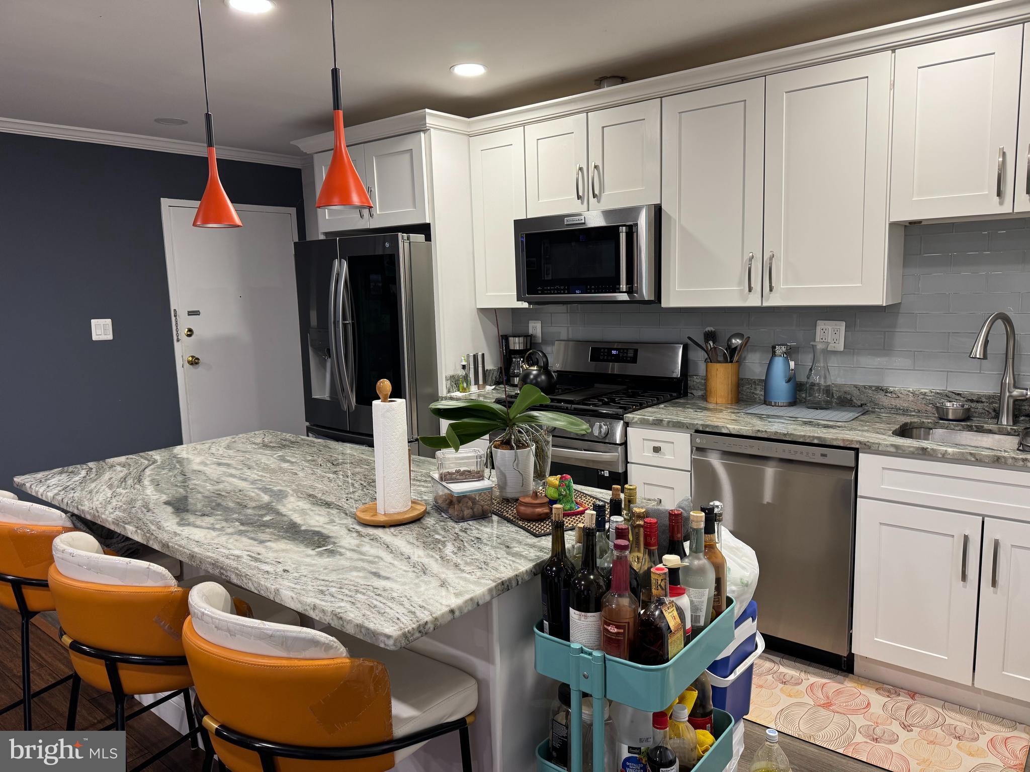 4120 MANGALORE DRIVE 403