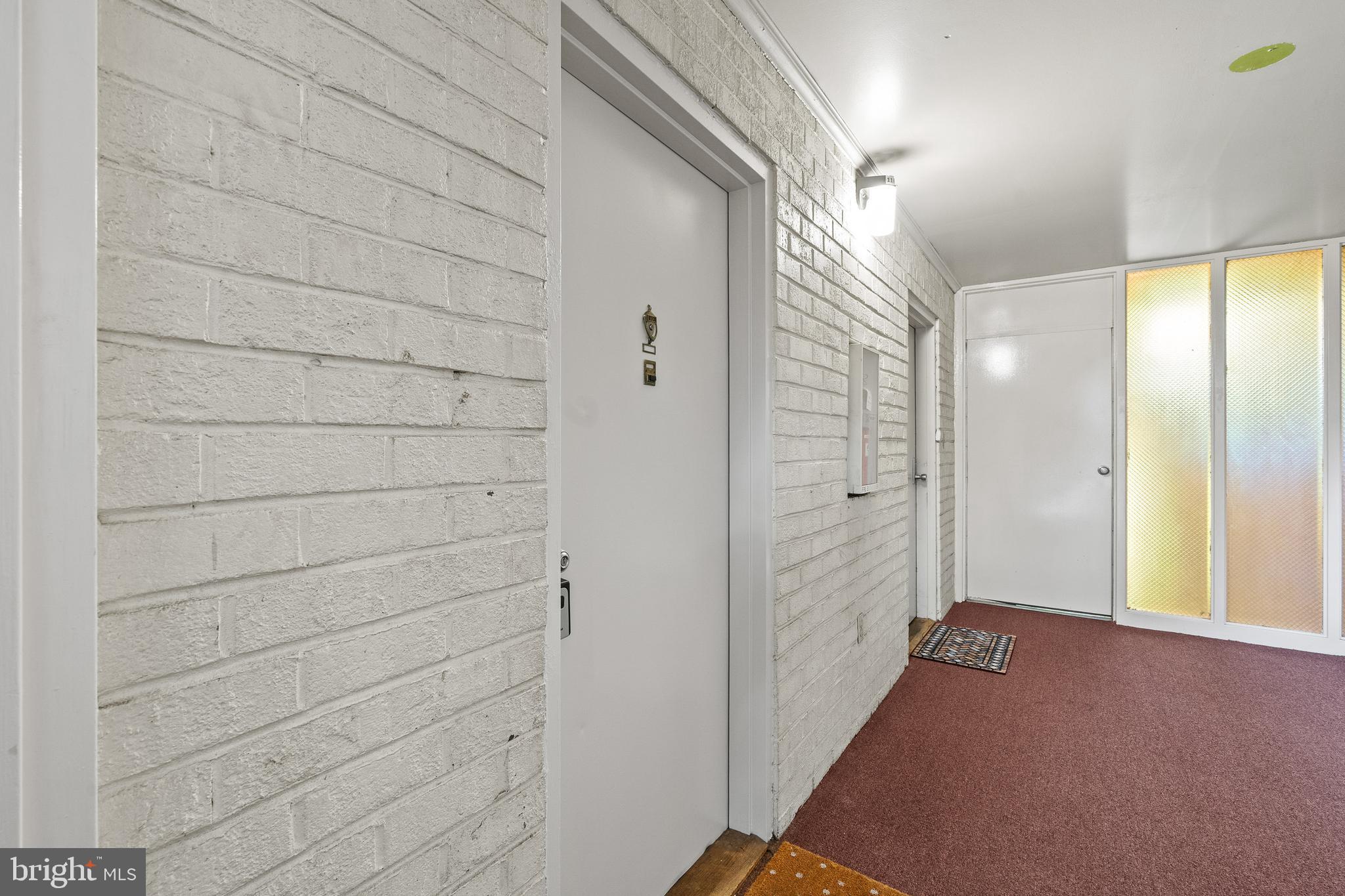 HERITAGE COURT - Residential