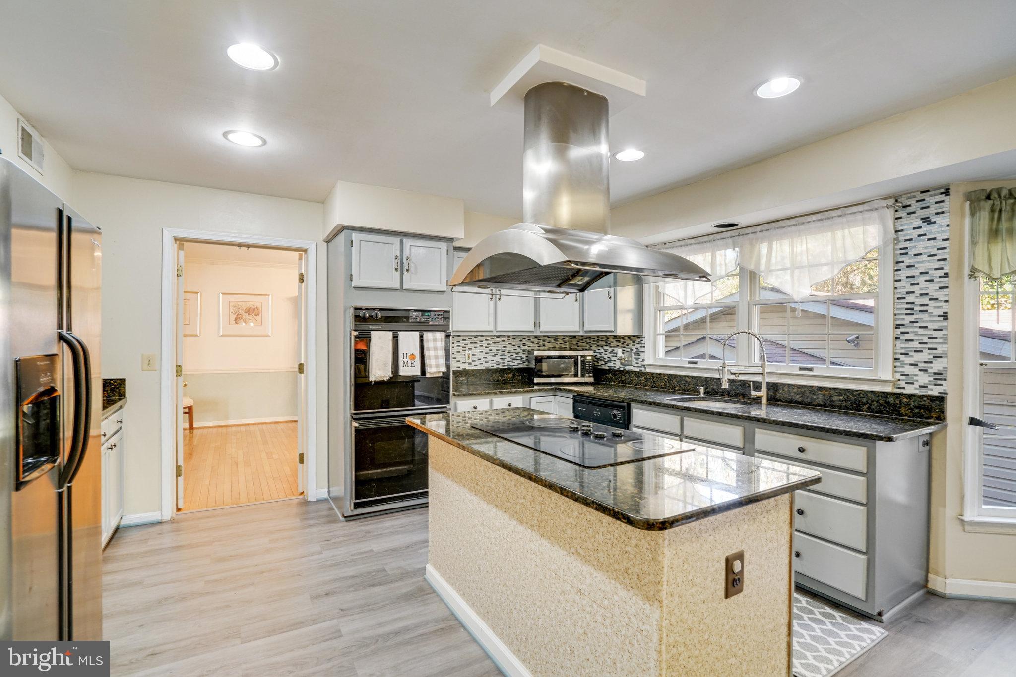 ARAGONA VILLAGE - Residential