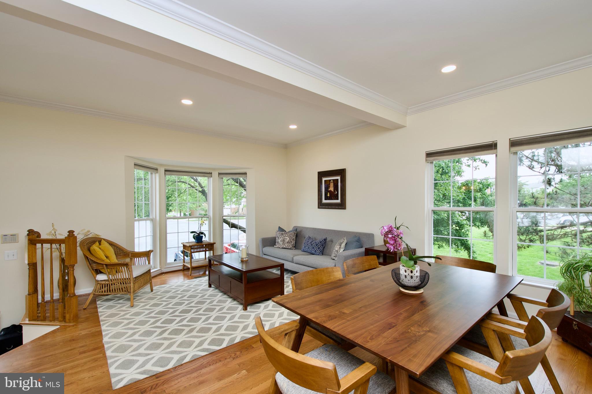 ISLAND CREEK - Residential