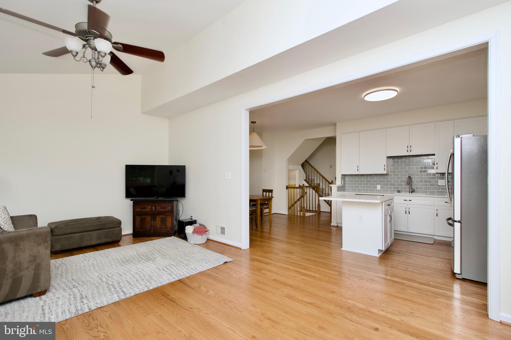 ISLAND CREEK - Residential