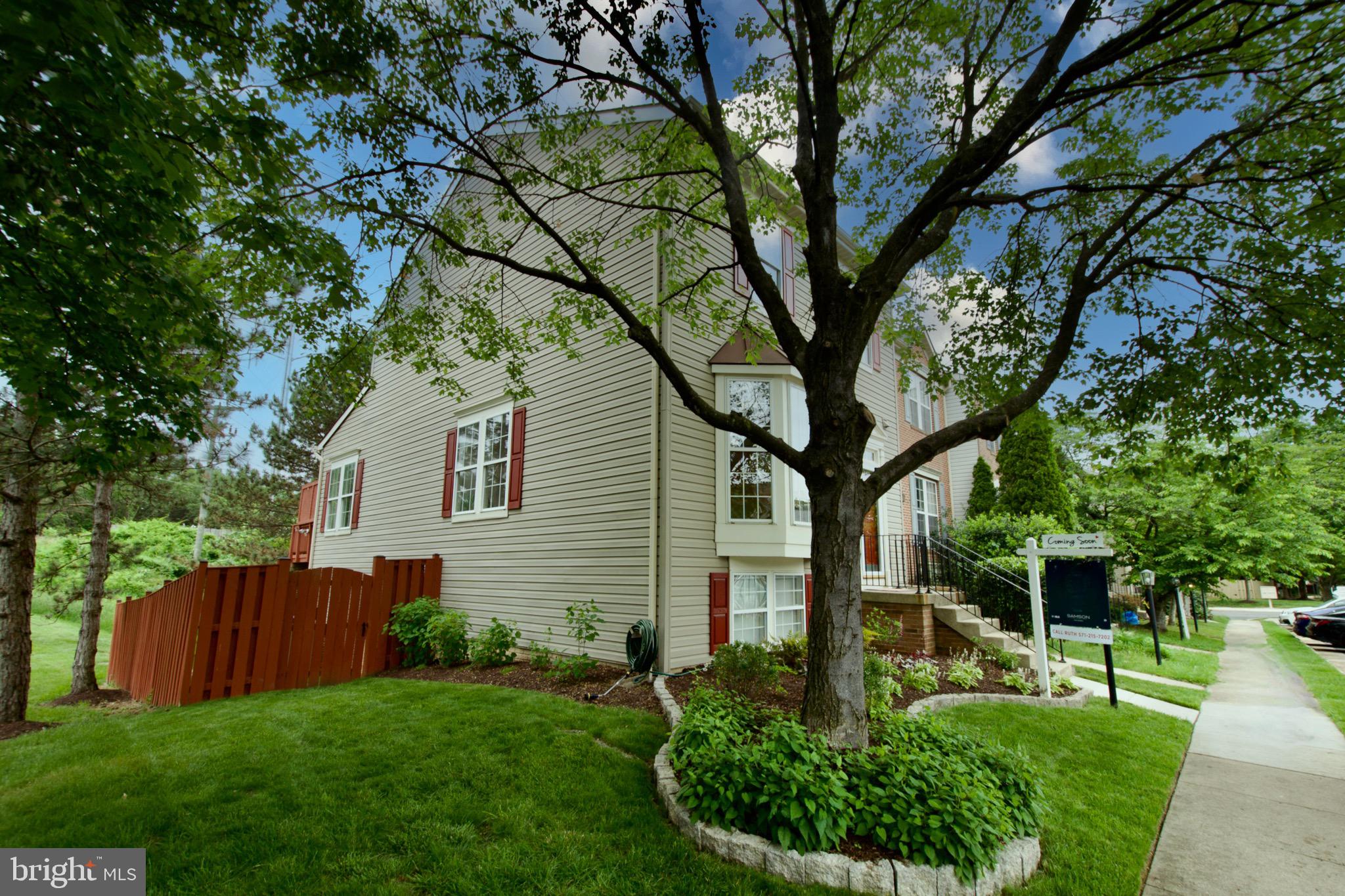 6601 THOMAS GRANT COURT