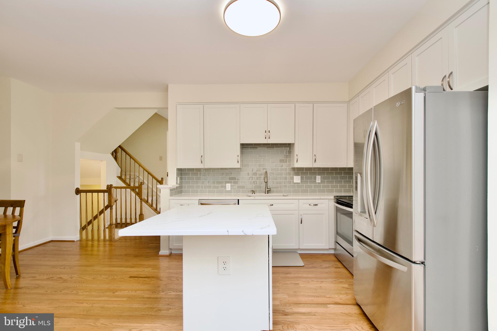 ISLAND CREEK - Residential