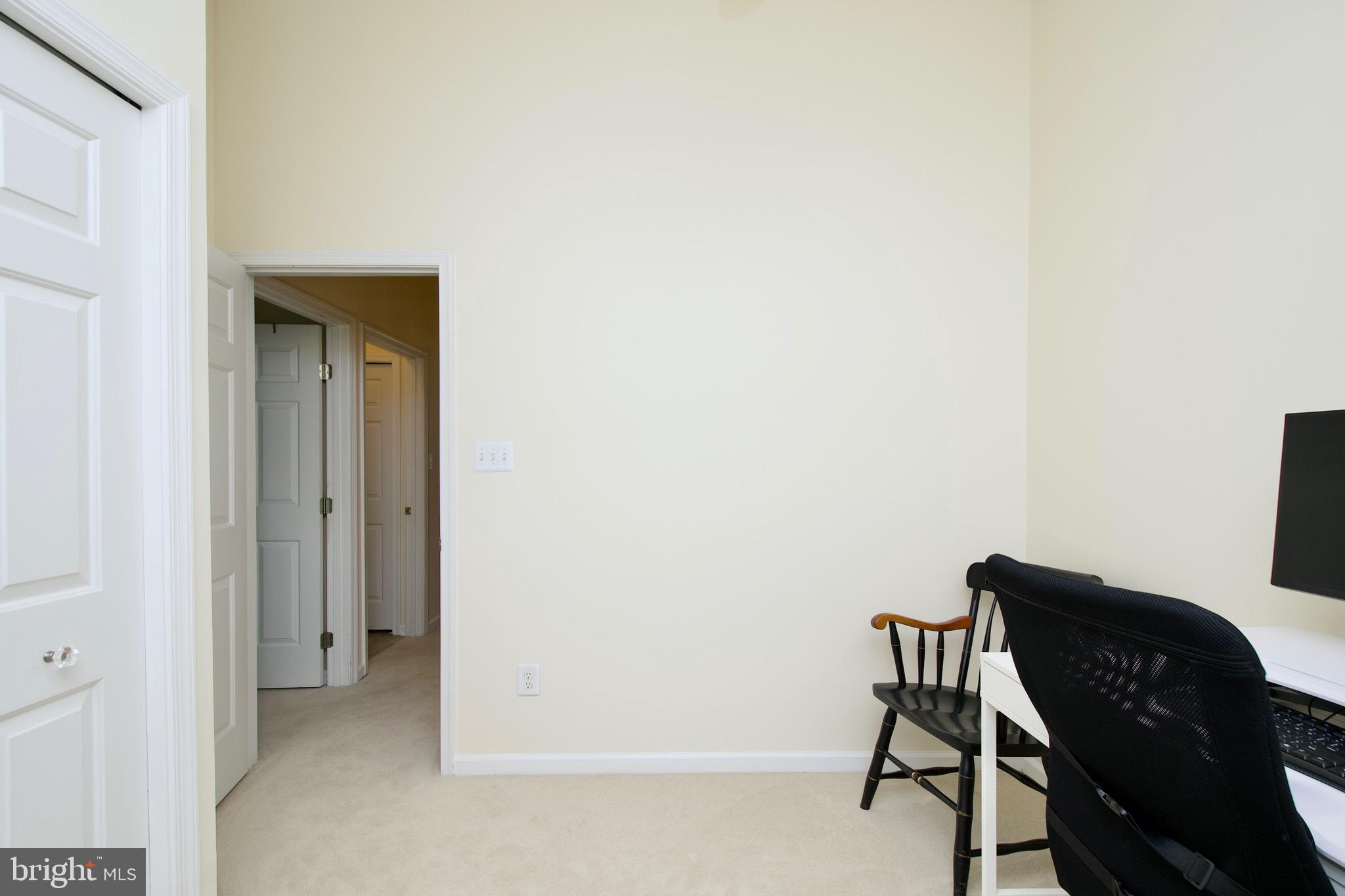 ISLAND CREEK - Residential