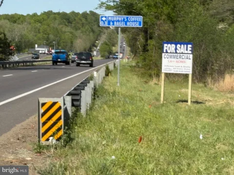 MLS: VAGR2000864
