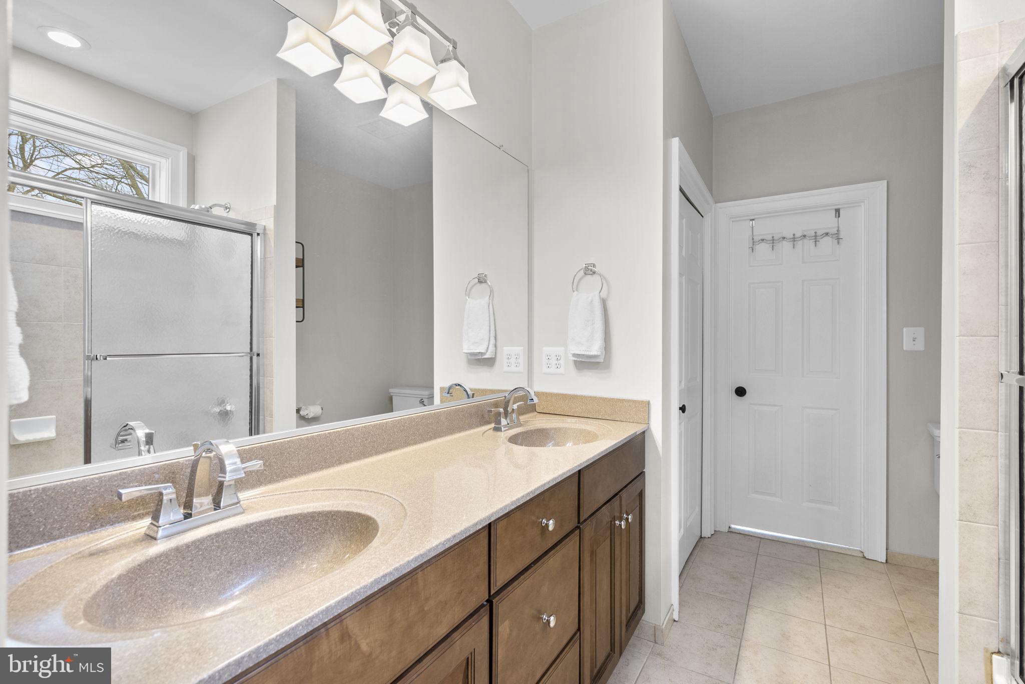 LINSTEAD ON THE SEVERN - Residential