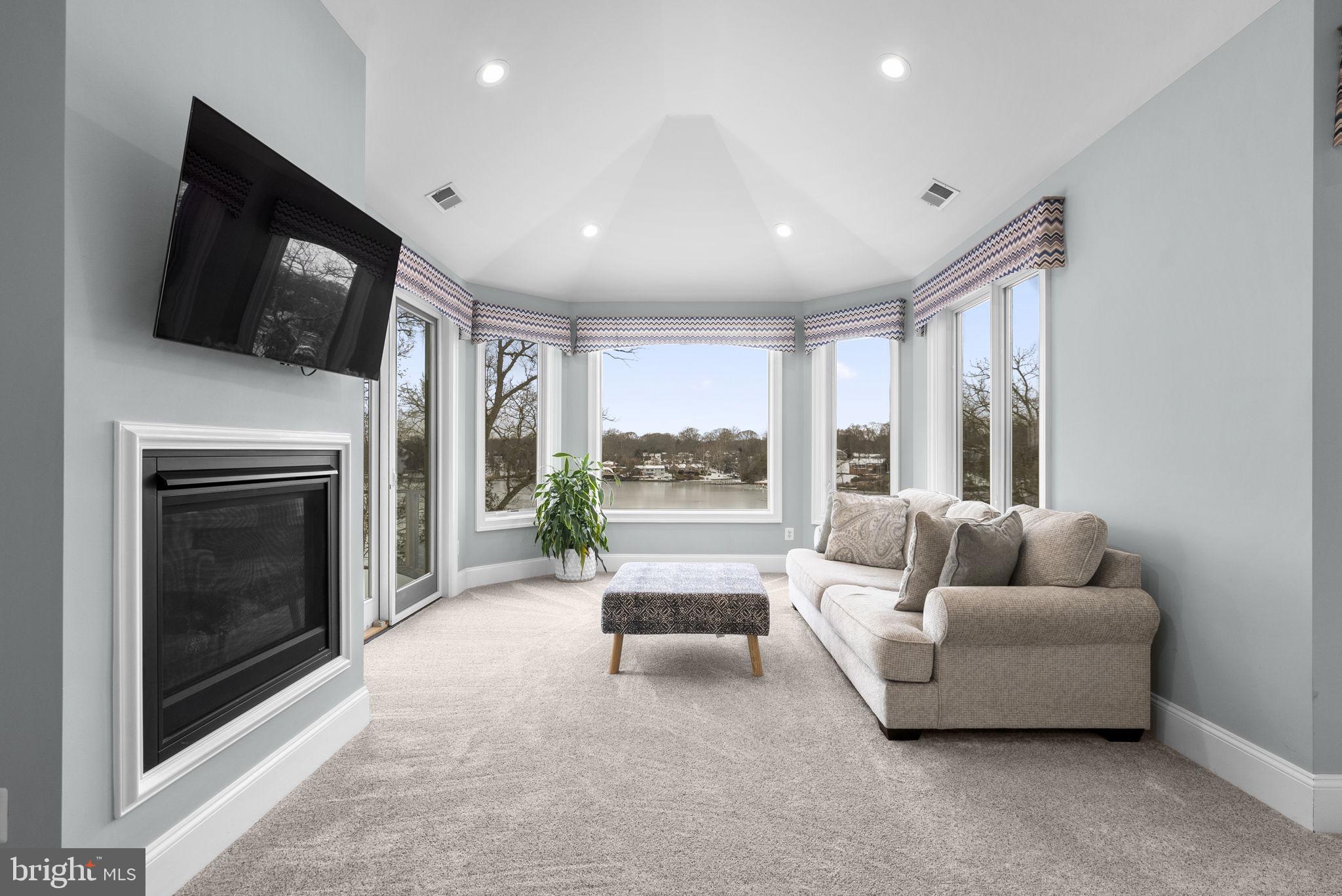 LINSTEAD ON THE SEVERN - Residential