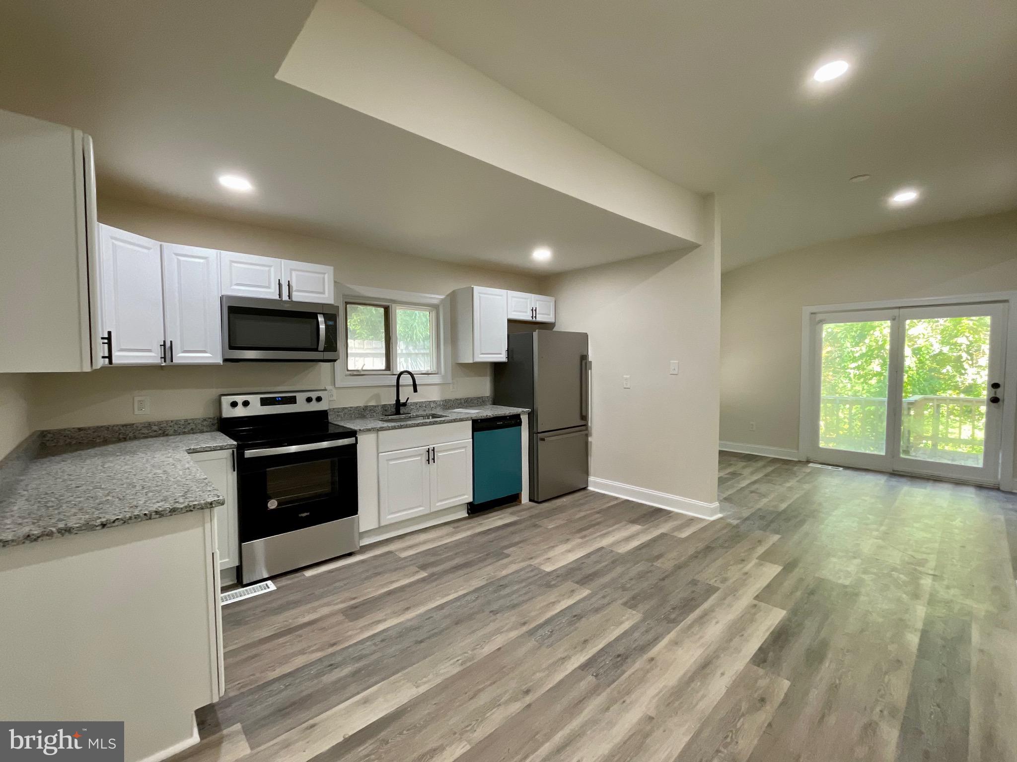 WESTRIDGE HILLS - Residential