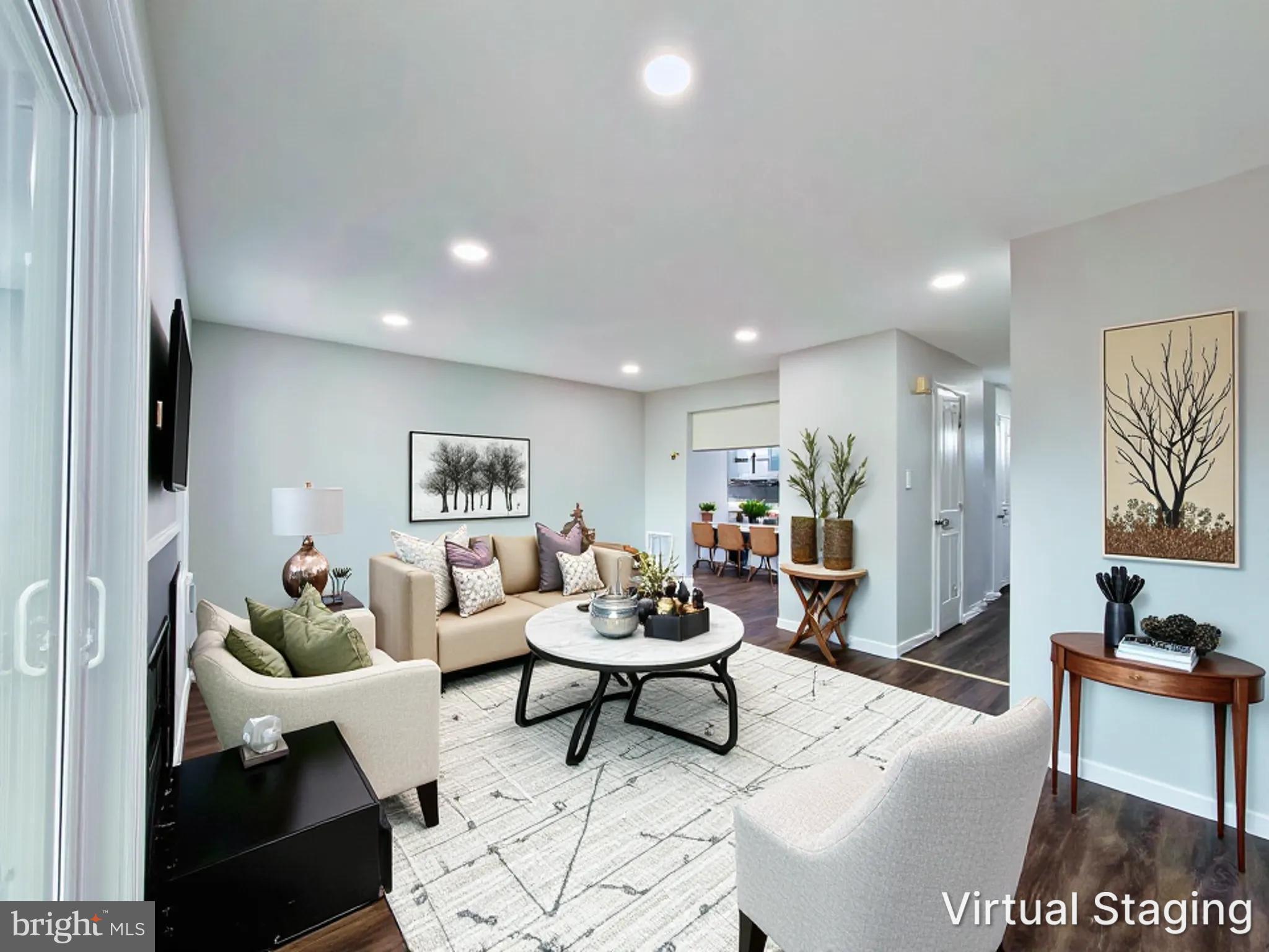 30 SUGARLAND SQUARE COURT