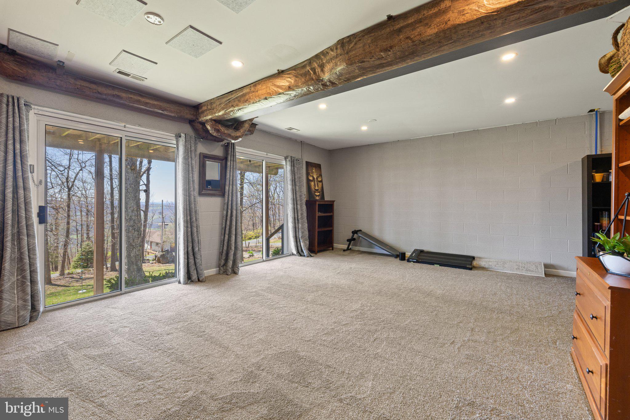 HIGH KNOB - Residential