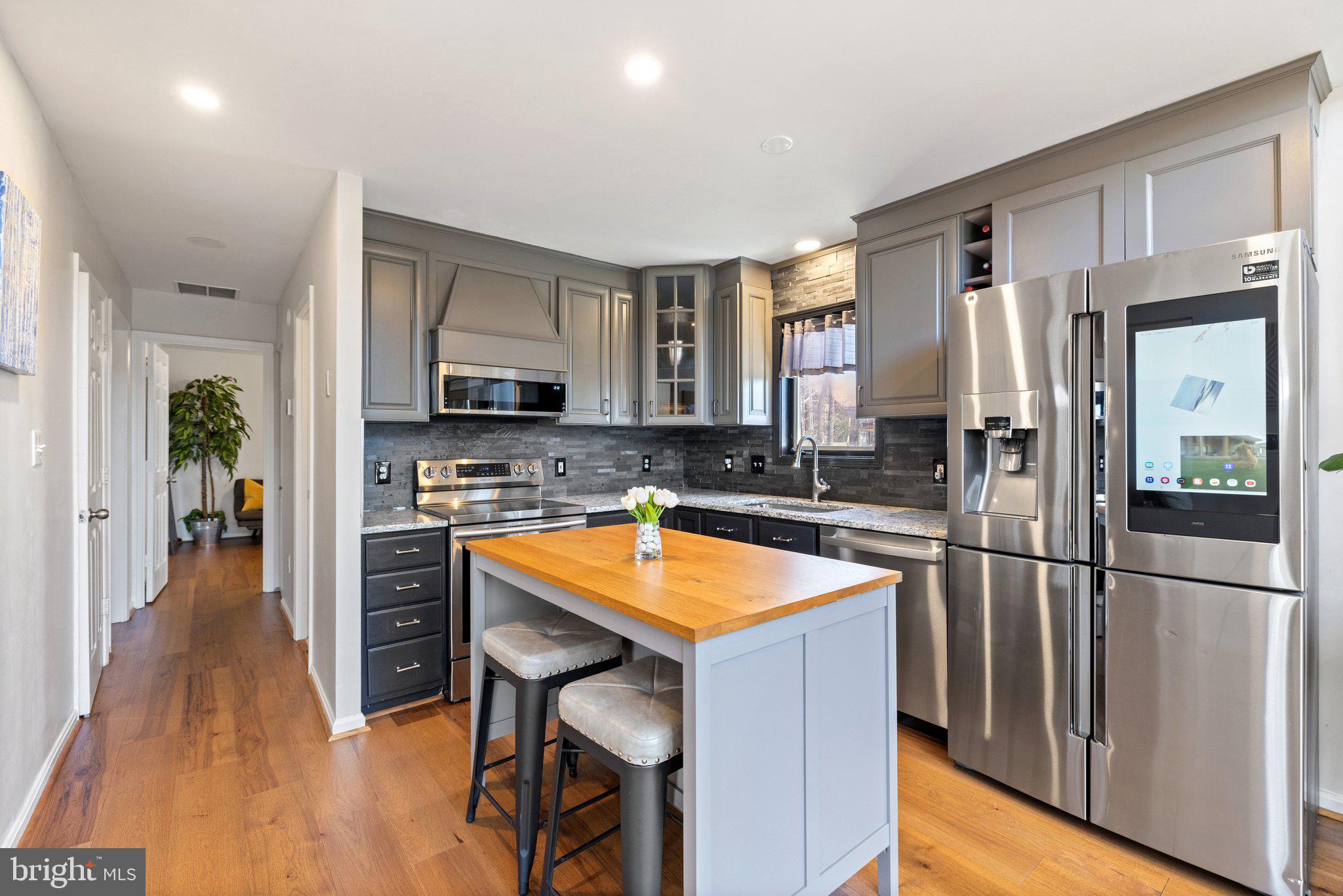 HIGH KNOB - Residential