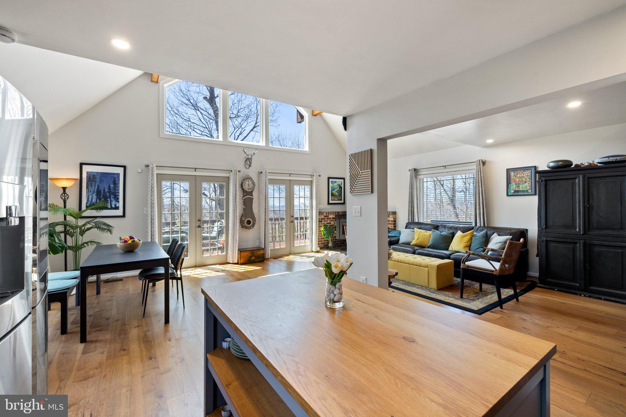 HIGH KNOB - Residential