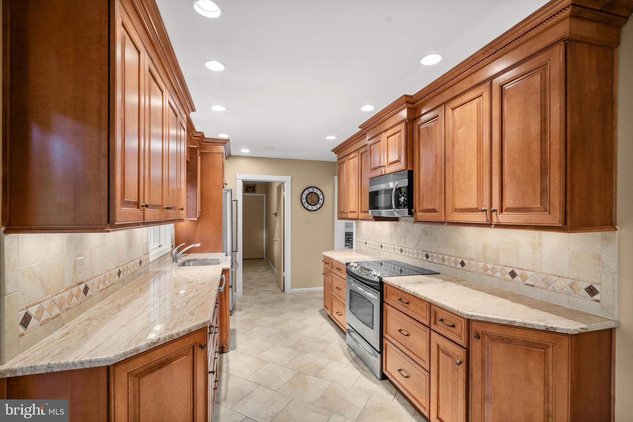 LONG BRANCH - Residential