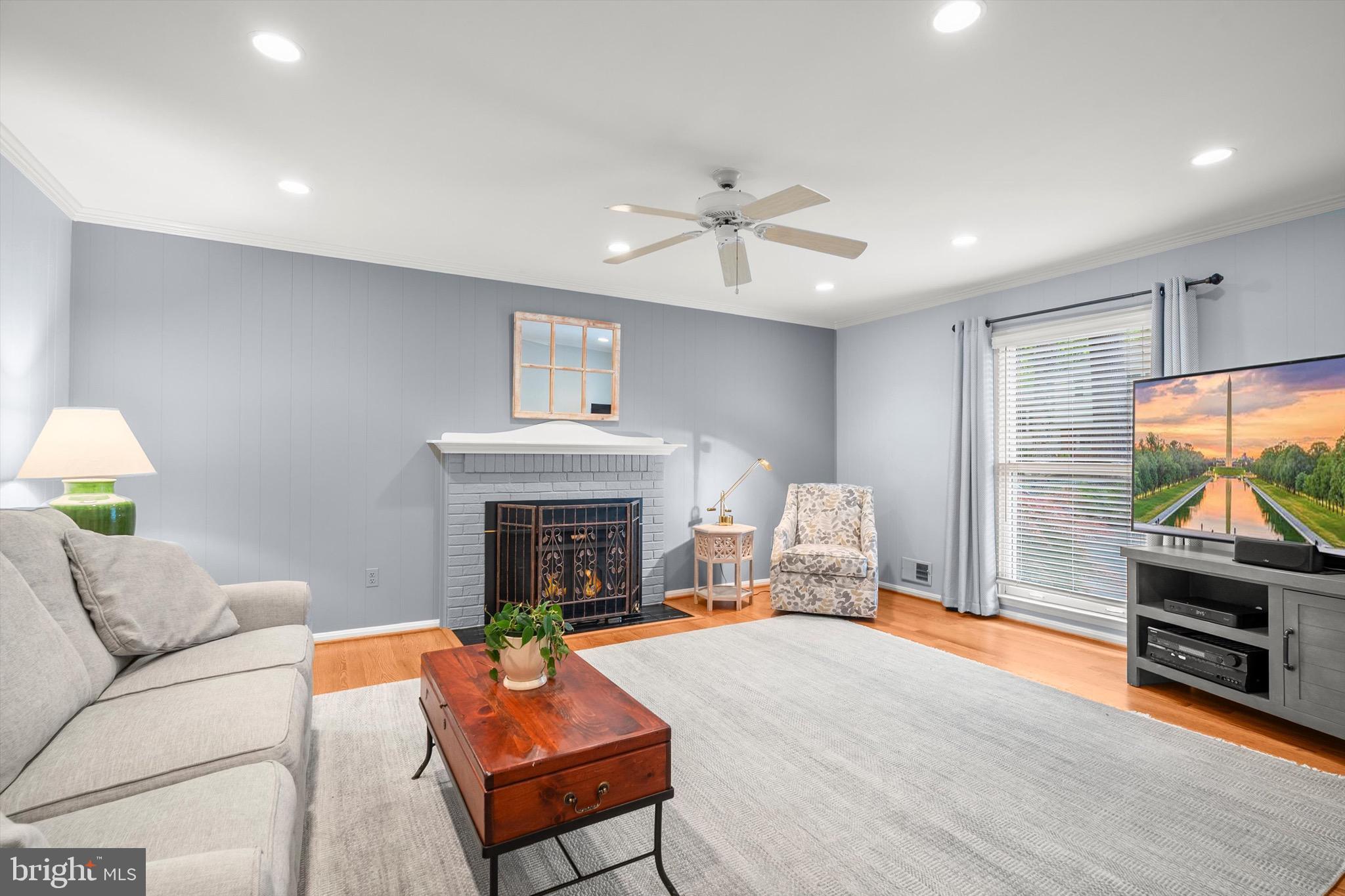 LONG BRANCH - Residential