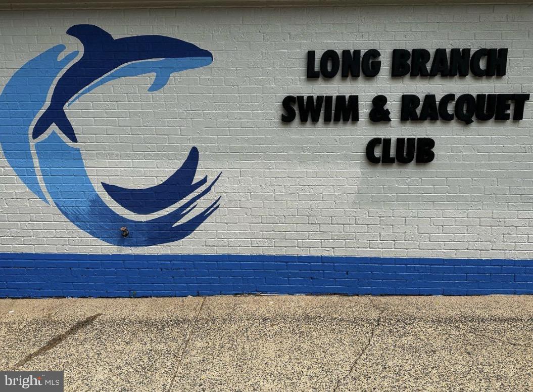 LONG BRANCH - Residential