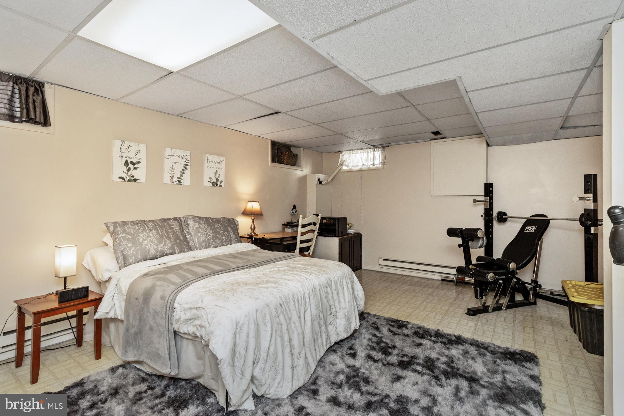 SILVERGATE VILLAGE - Residential