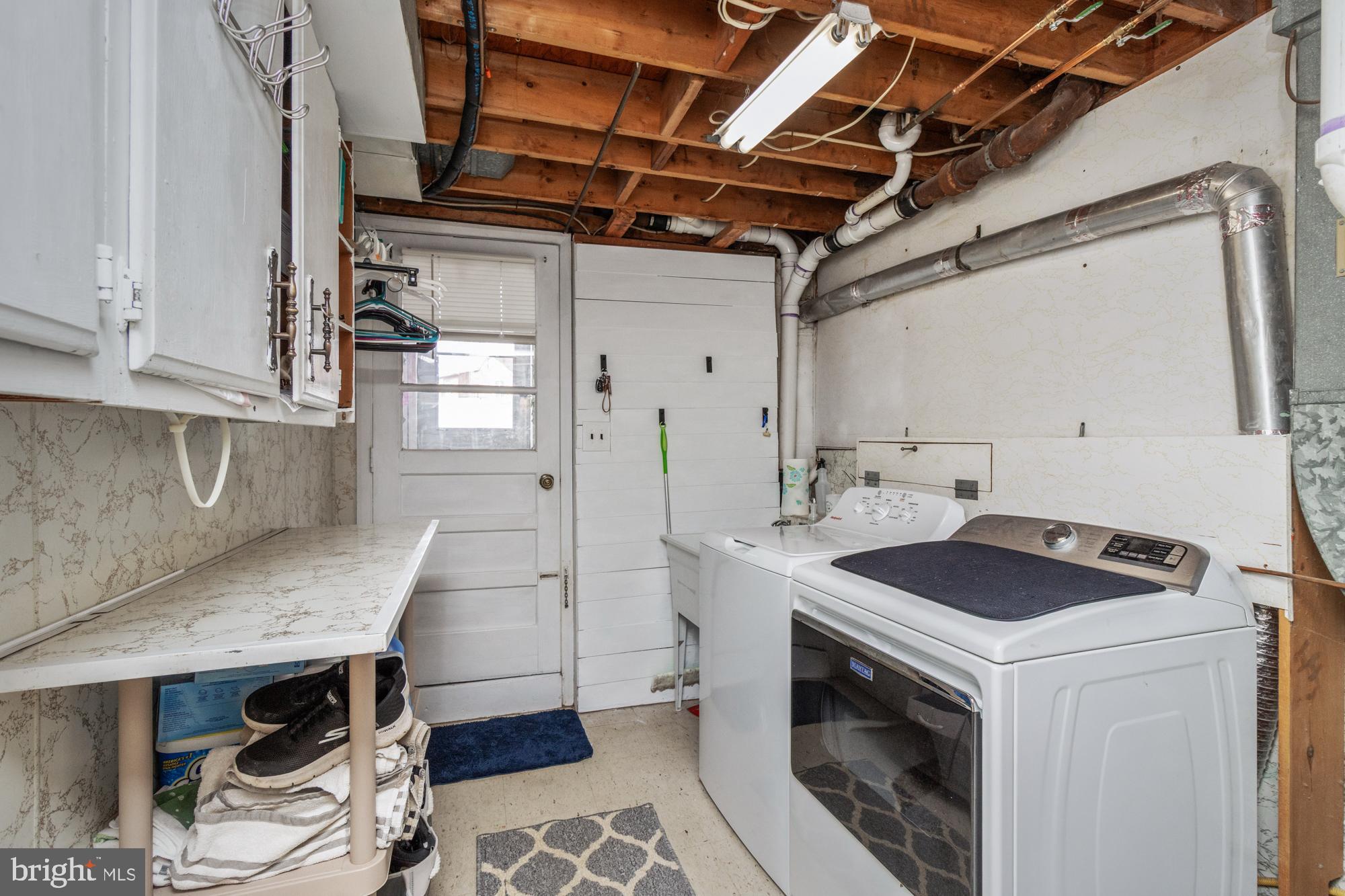 SILVERGATE VILLAGE - Residential