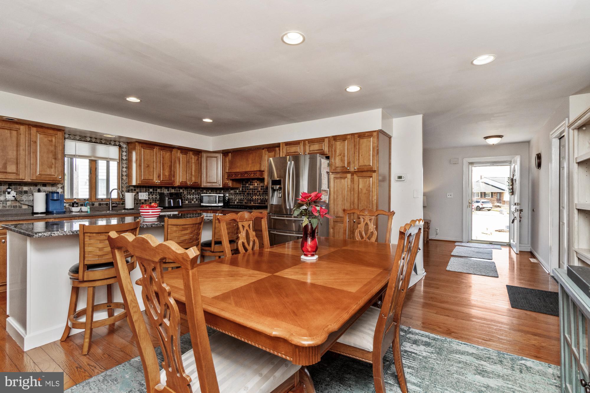 SILVERGATE VILLAGE - Residential