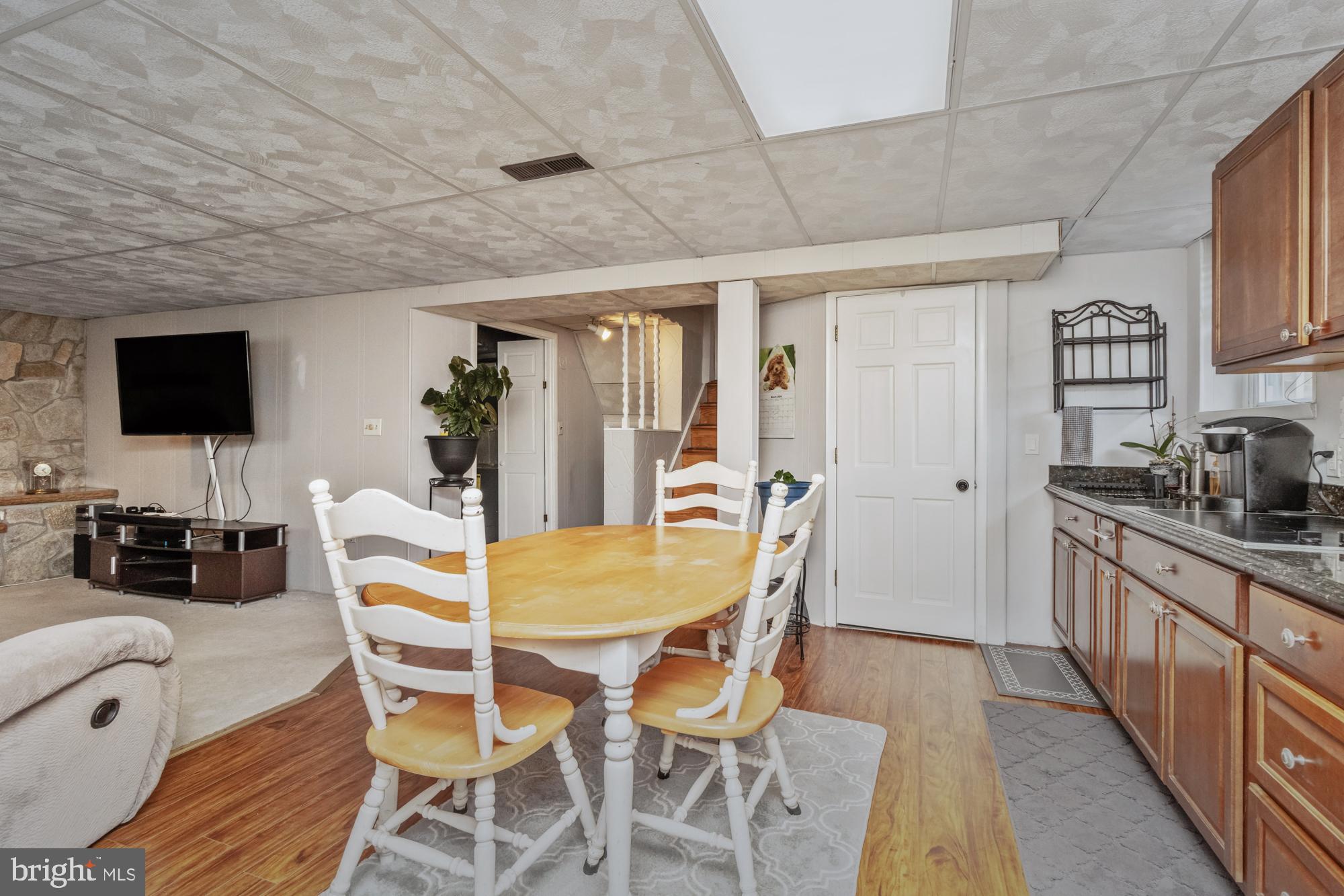 SILVERGATE VILLAGE - Residential