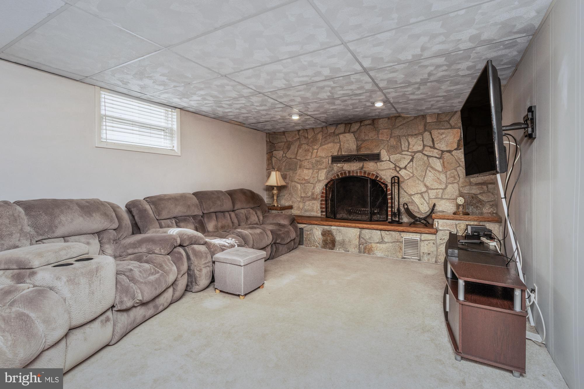 SILVERGATE VILLAGE - Residential