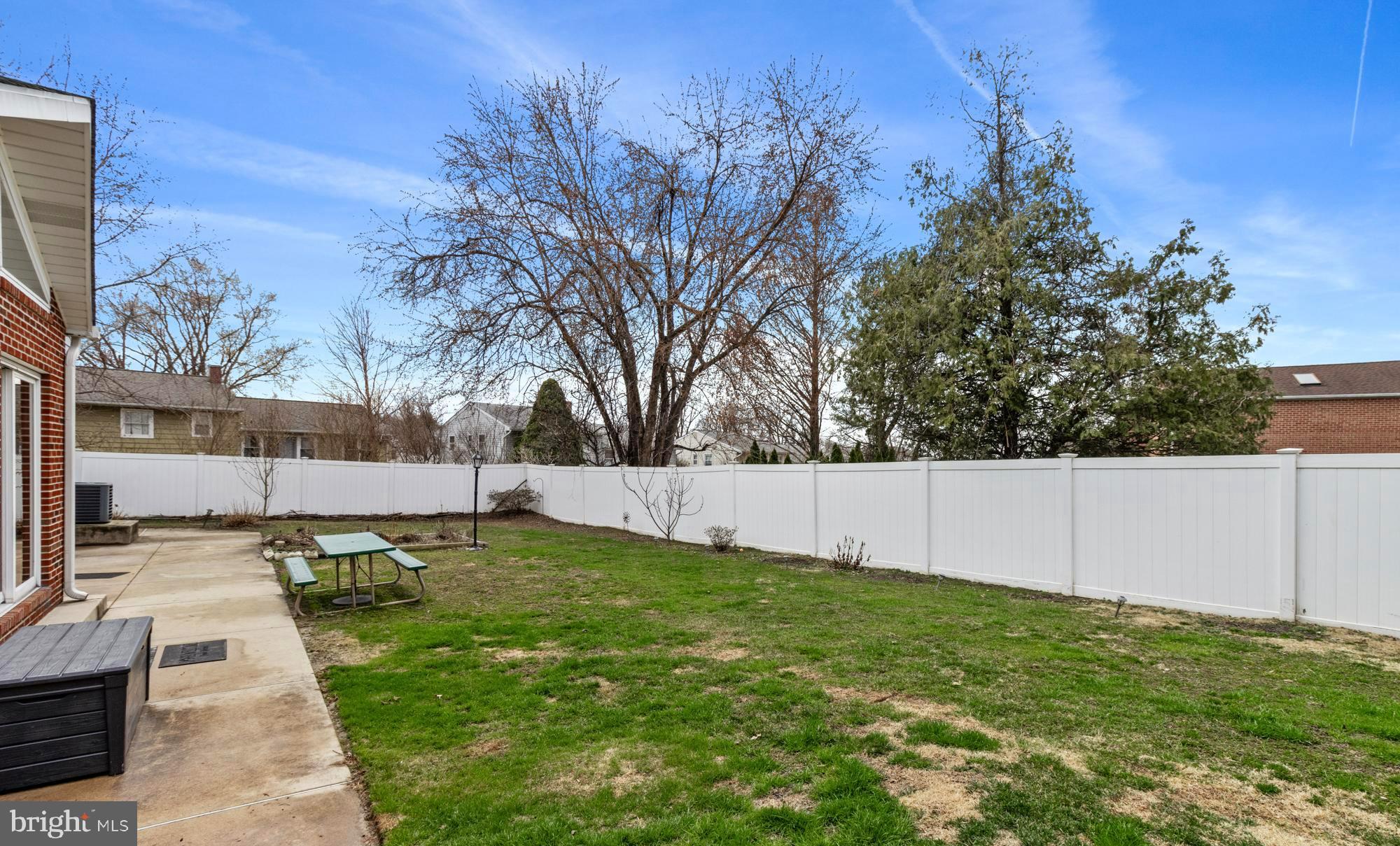 SILVERGATE VILLAGE - Residential