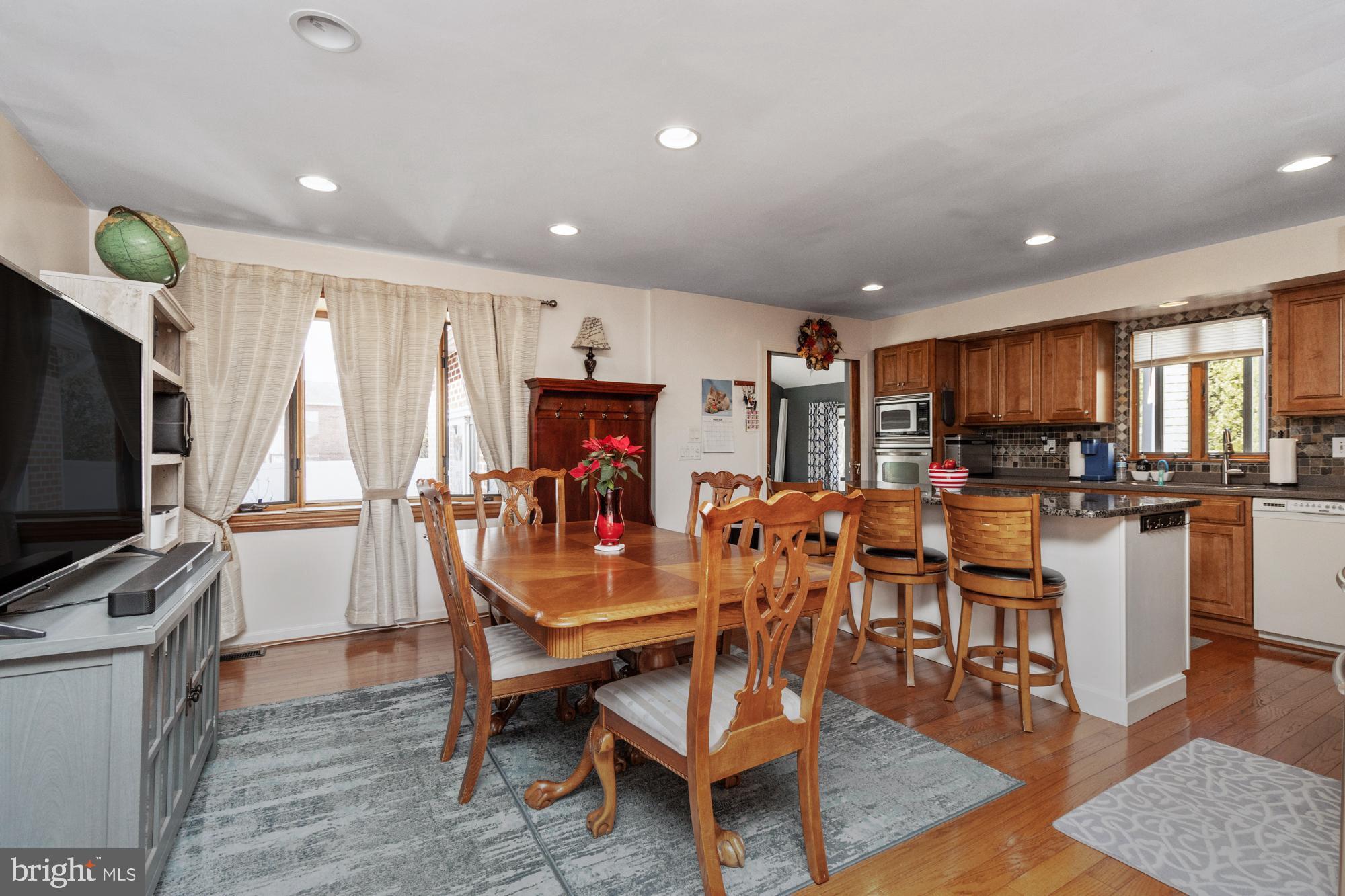 SILVERGATE VILLAGE - Residential