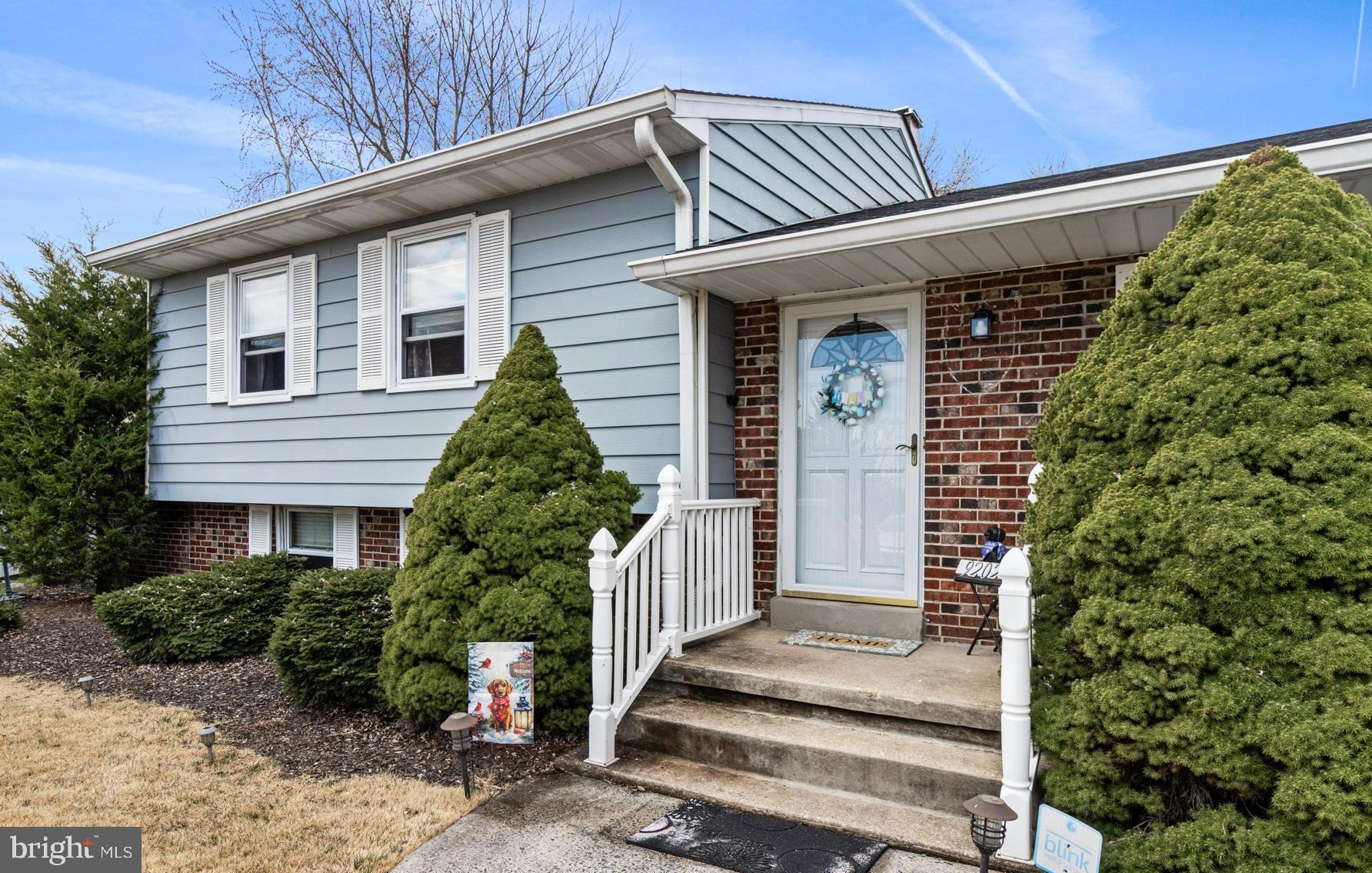 SILVERGATE VILLAGE - Residential