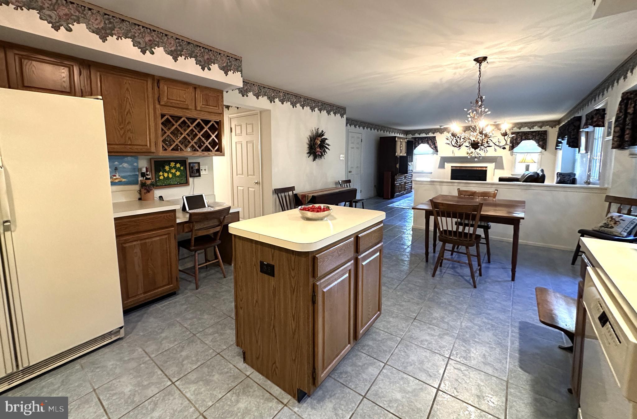 CASTLE HGTS - Residential