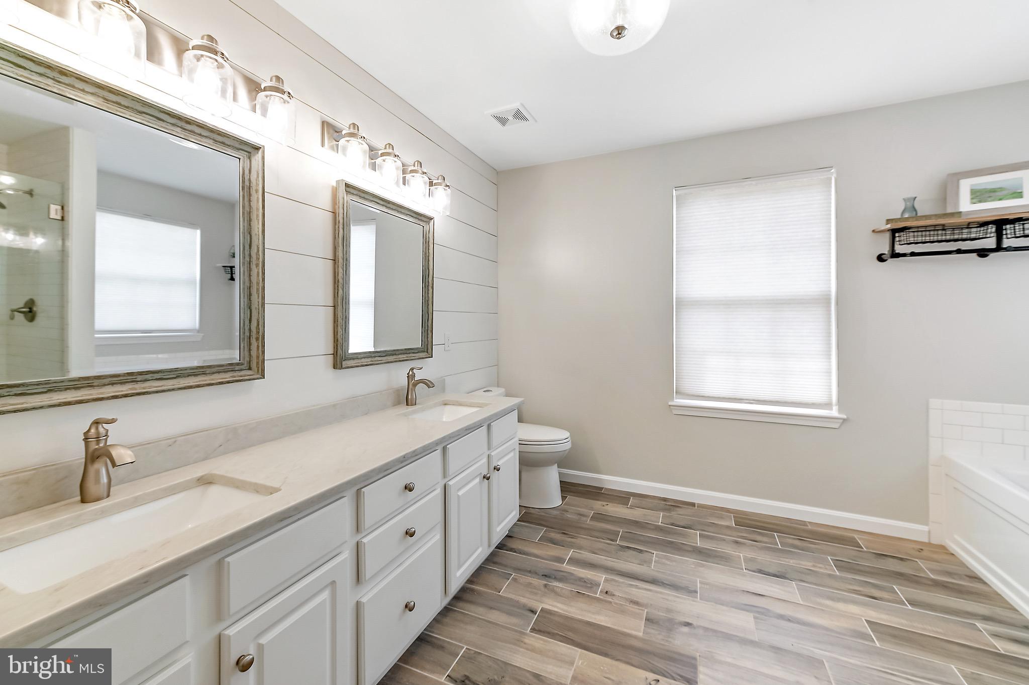 HOPEWELL POINTE - Residential