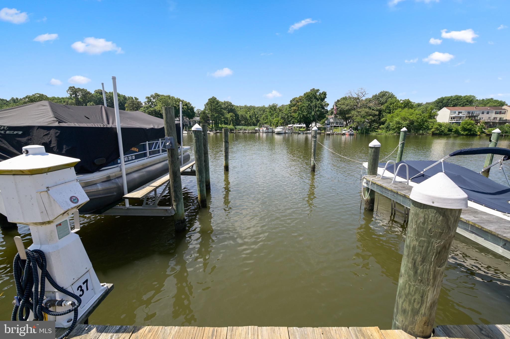 HOPEWELL POINTE - Residential