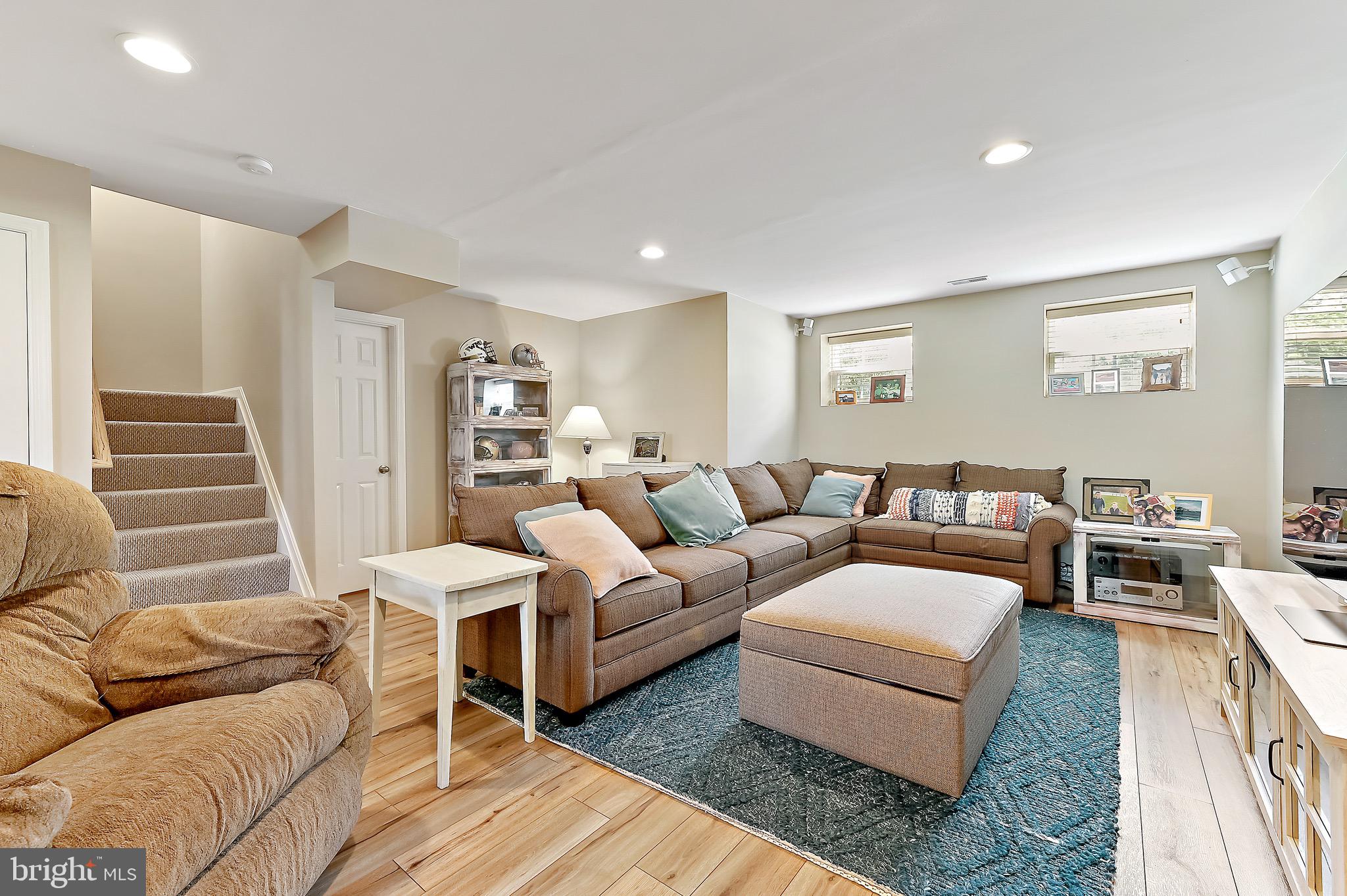 HOPEWELL POINTE - Residential