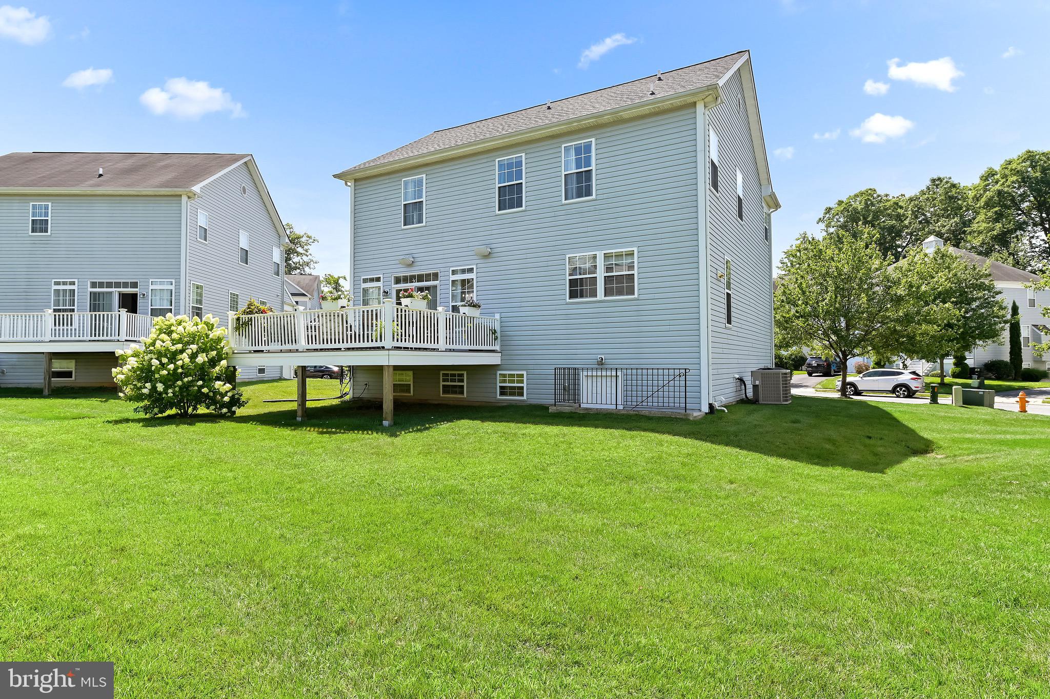 HOPEWELL POINTE - Residential