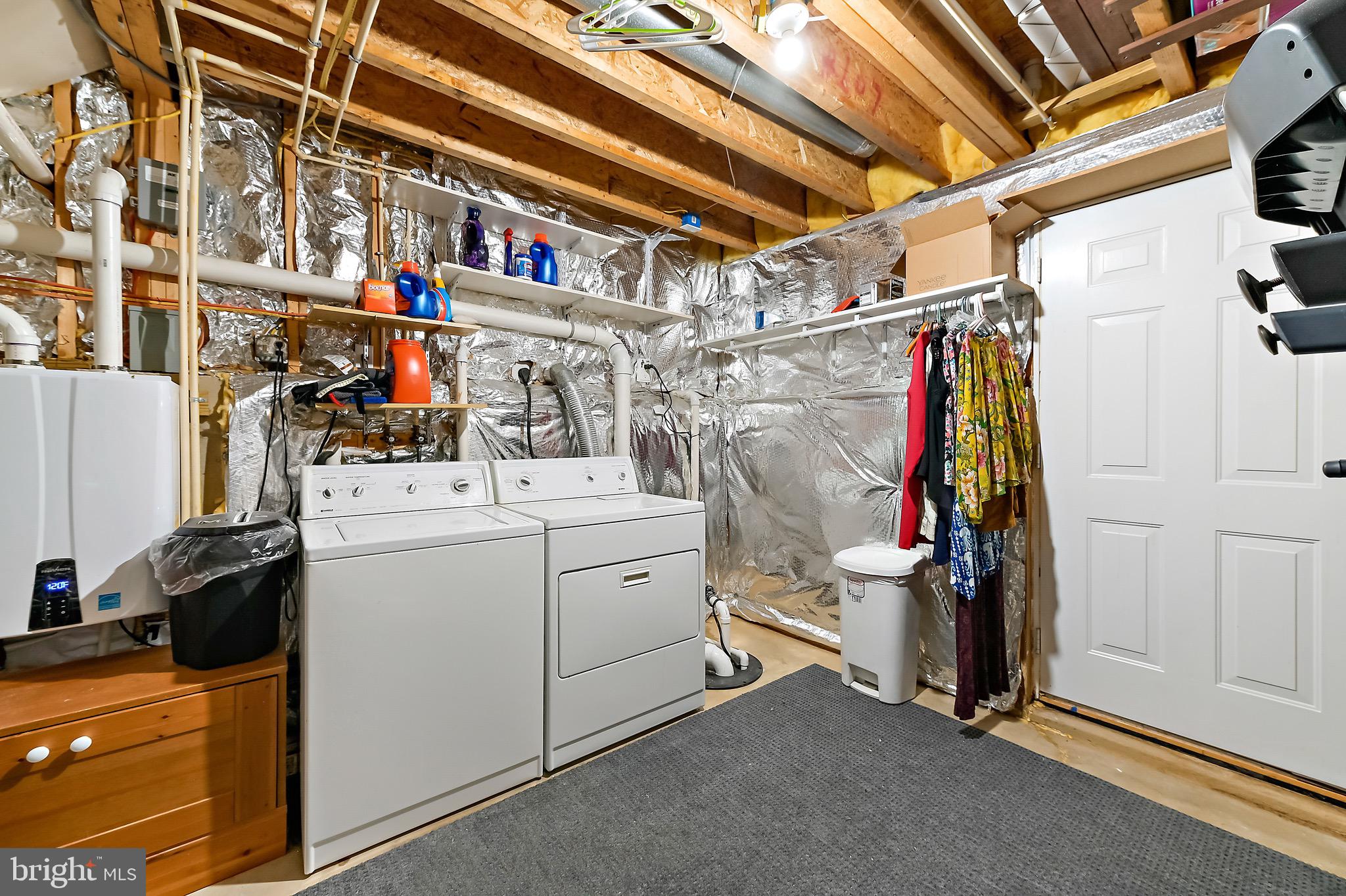 HOPEWELL POINTE - Residential