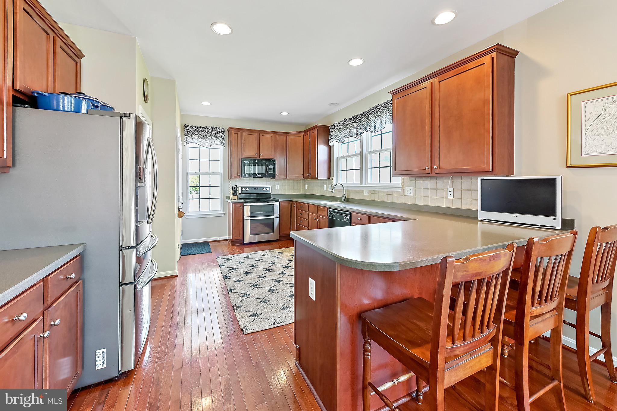 HOPEWELL POINTE - Residential