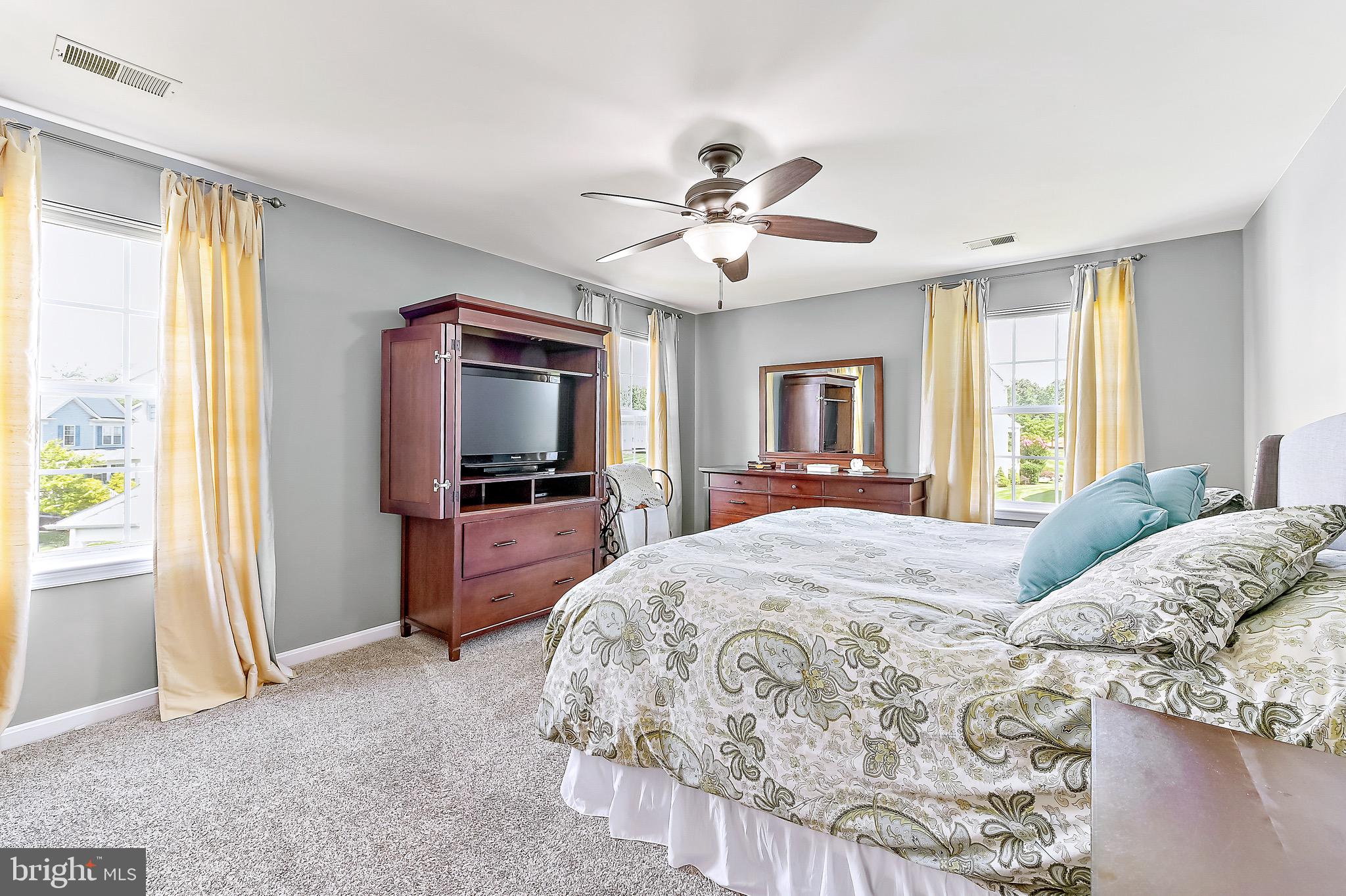 HOPEWELL POINTE - Residential