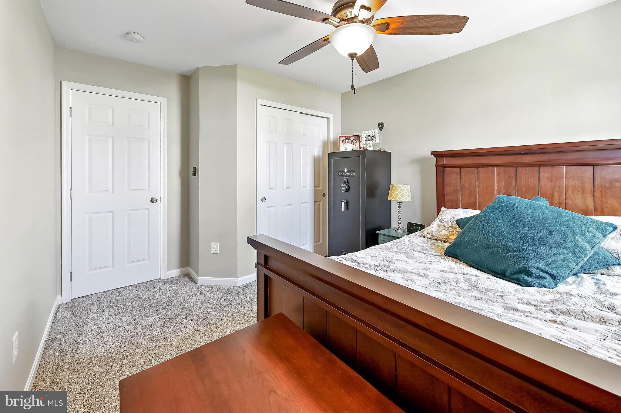 HOPEWELL POINTE - Residential