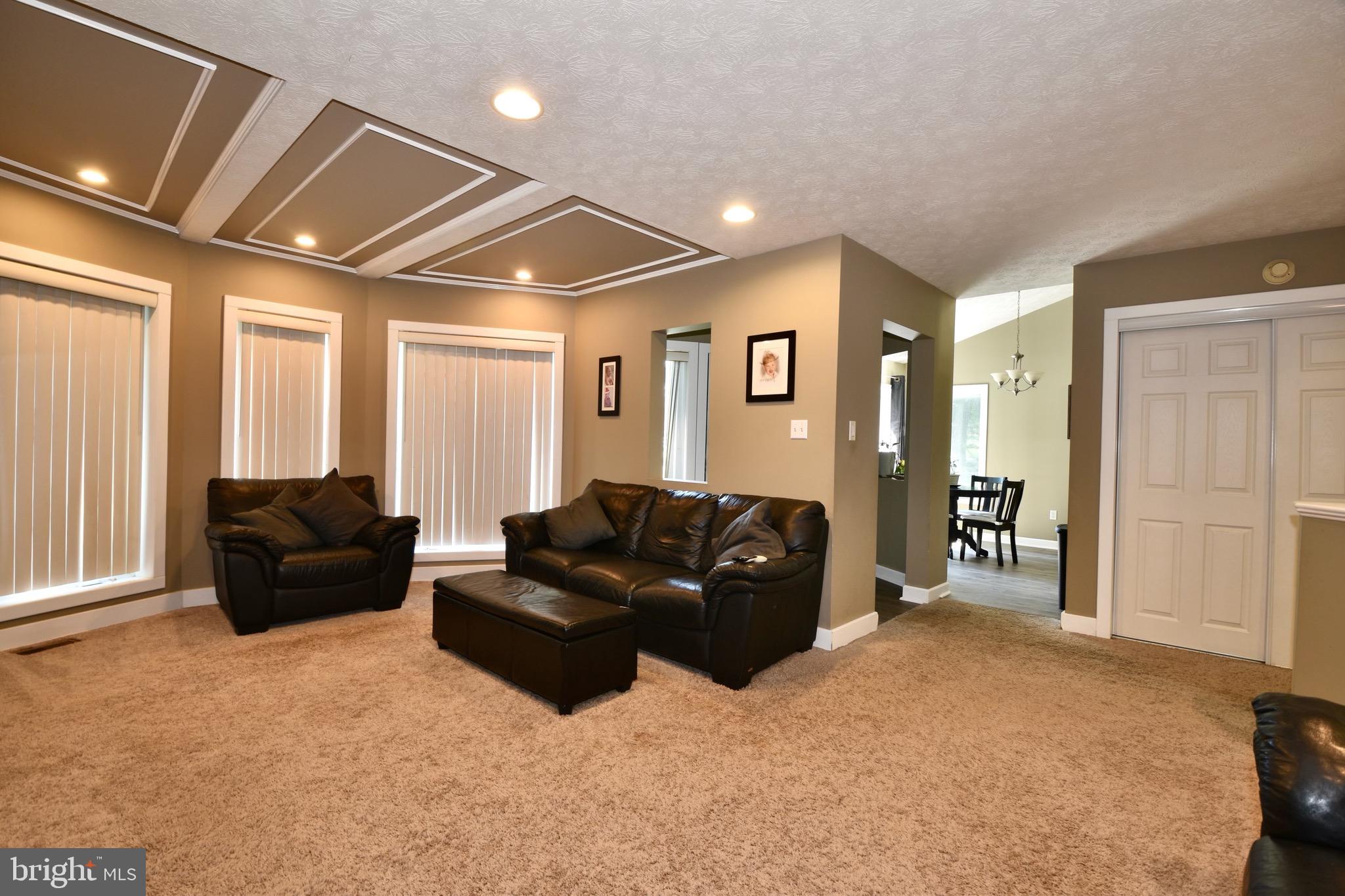 236 VINEYARD DRIVE