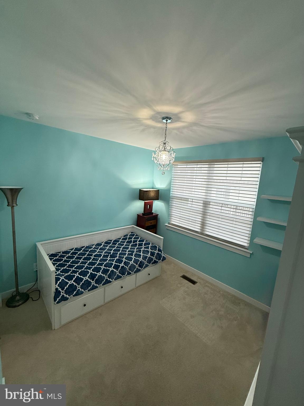 WATERSIDE - Residential