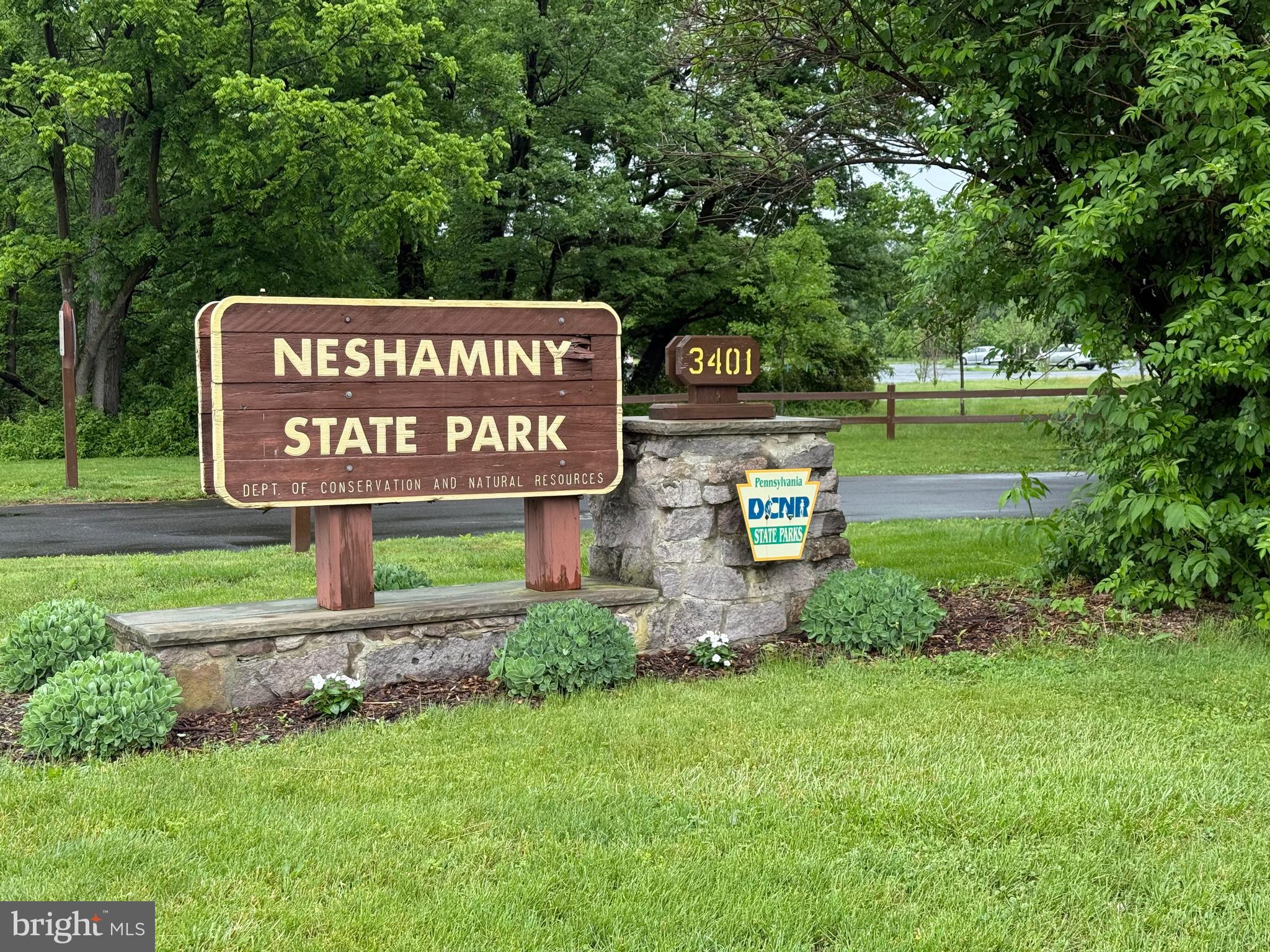 WATERSIDE - Residential