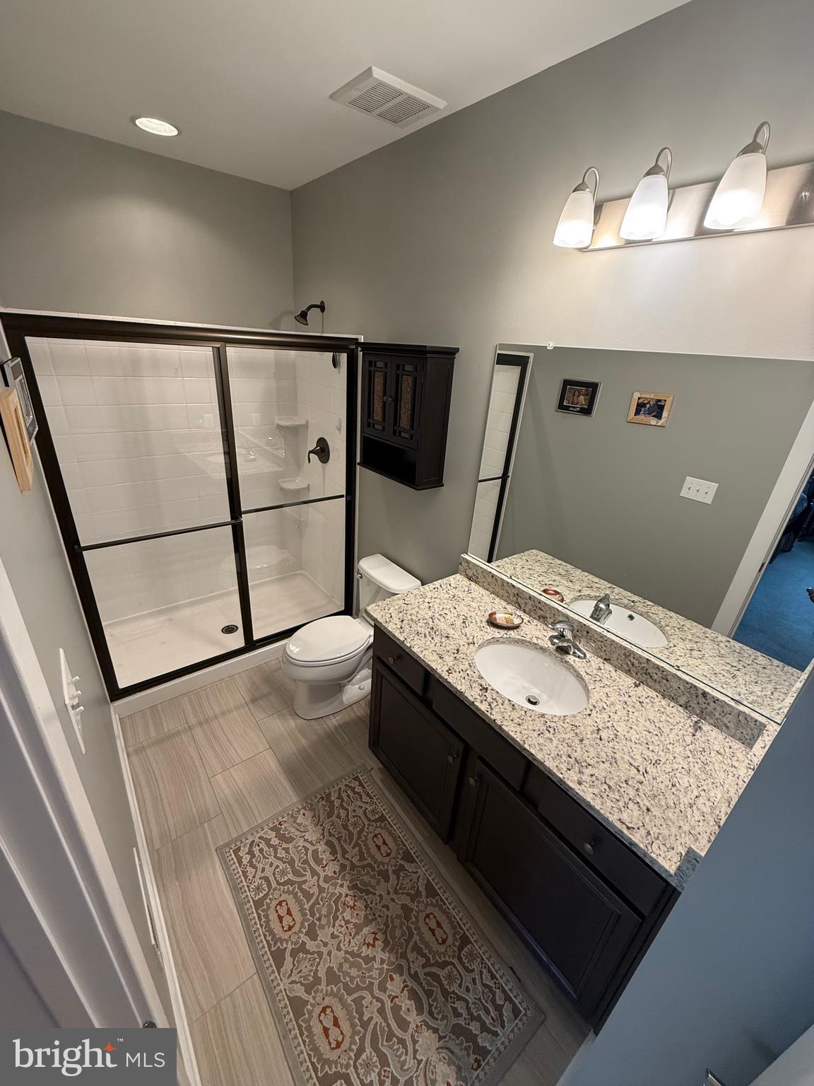 WATERSIDE - Residential