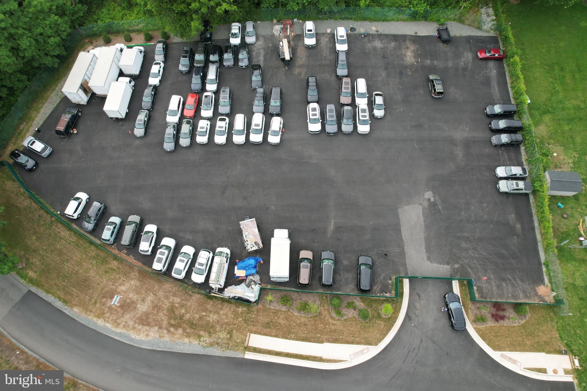 8431-8451 QUARRY
