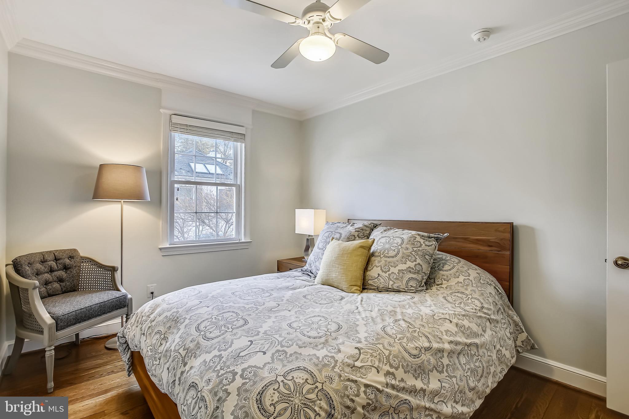 COUNTRY CLUB HILLS - Residential