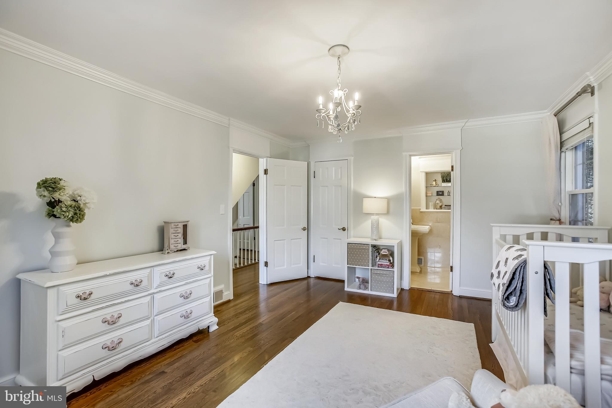 COUNTRY CLUB HILLS - Residential