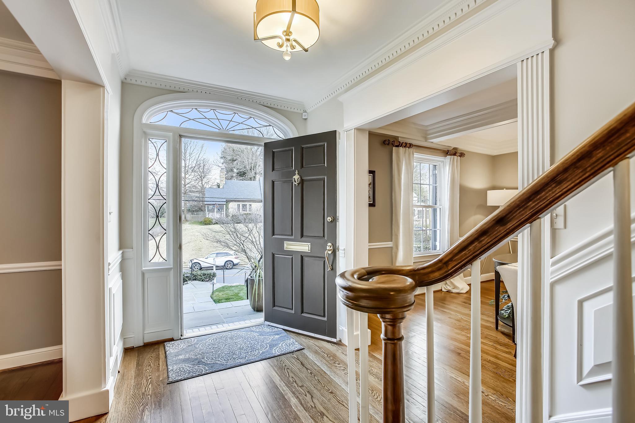 COUNTRY CLUB HILLS - Residential