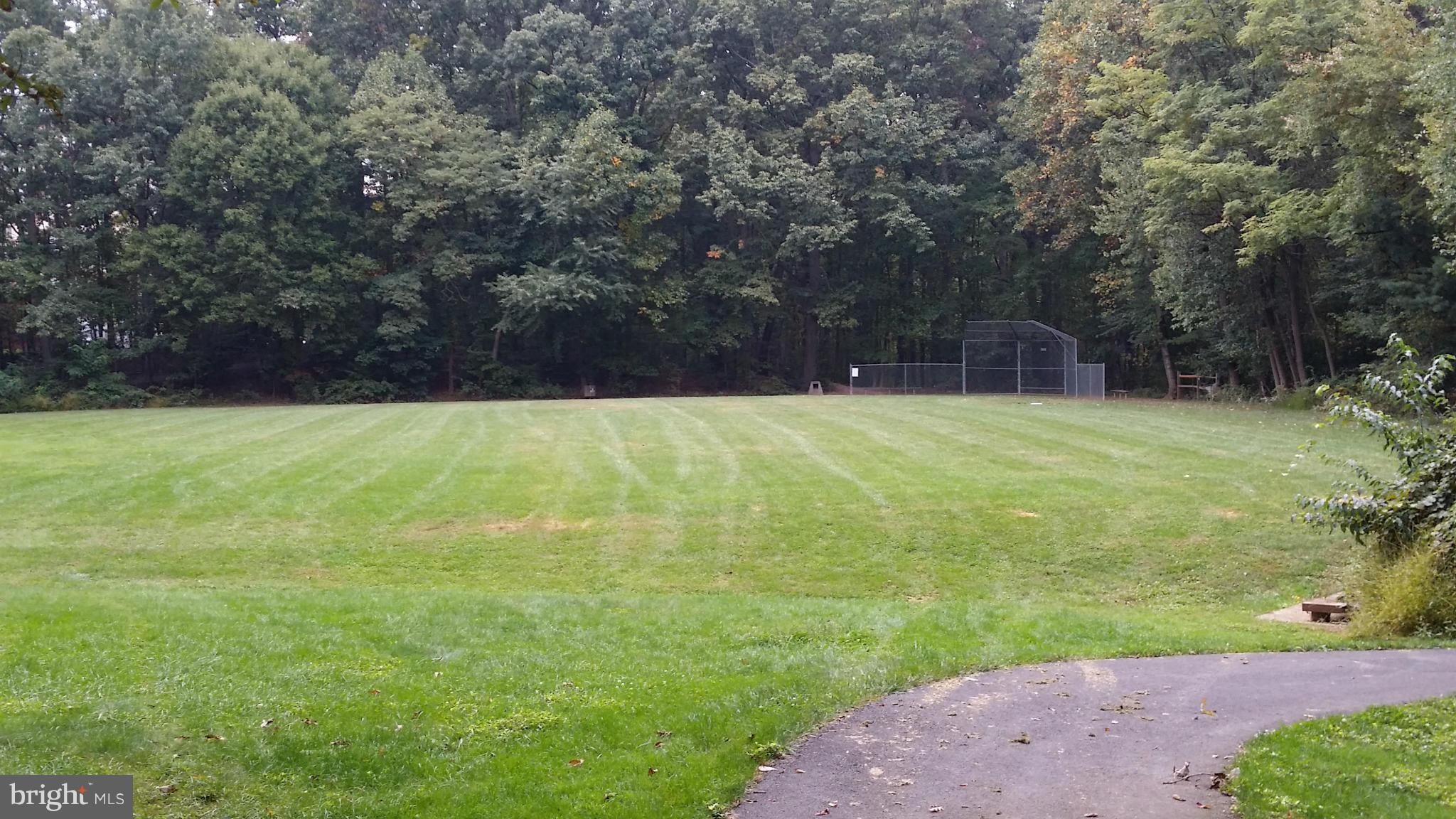 HUNTERS WOODS VILLAGE - Residential Lease