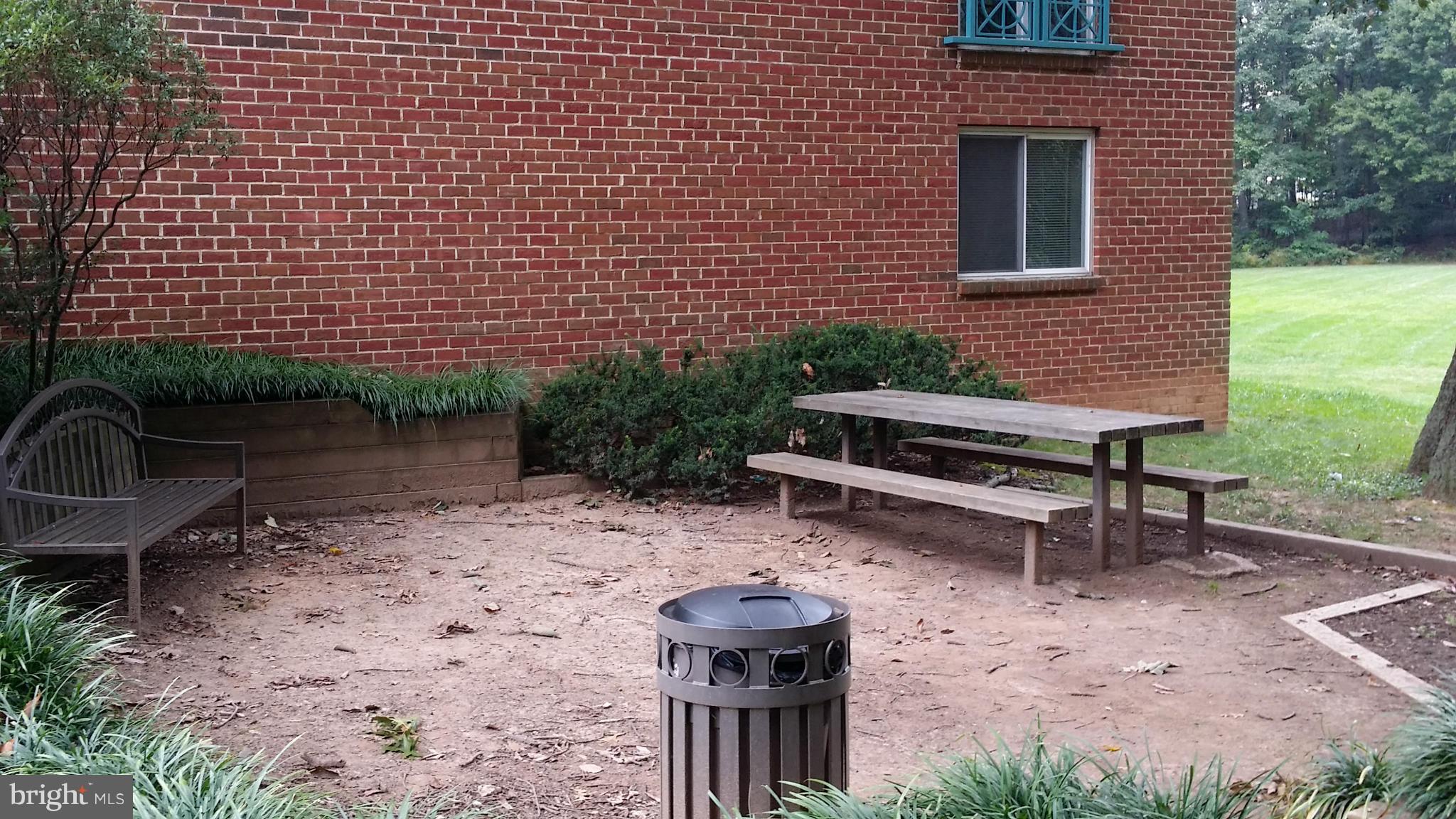 HUNTERS WOODS VILLAGE - Residential Lease