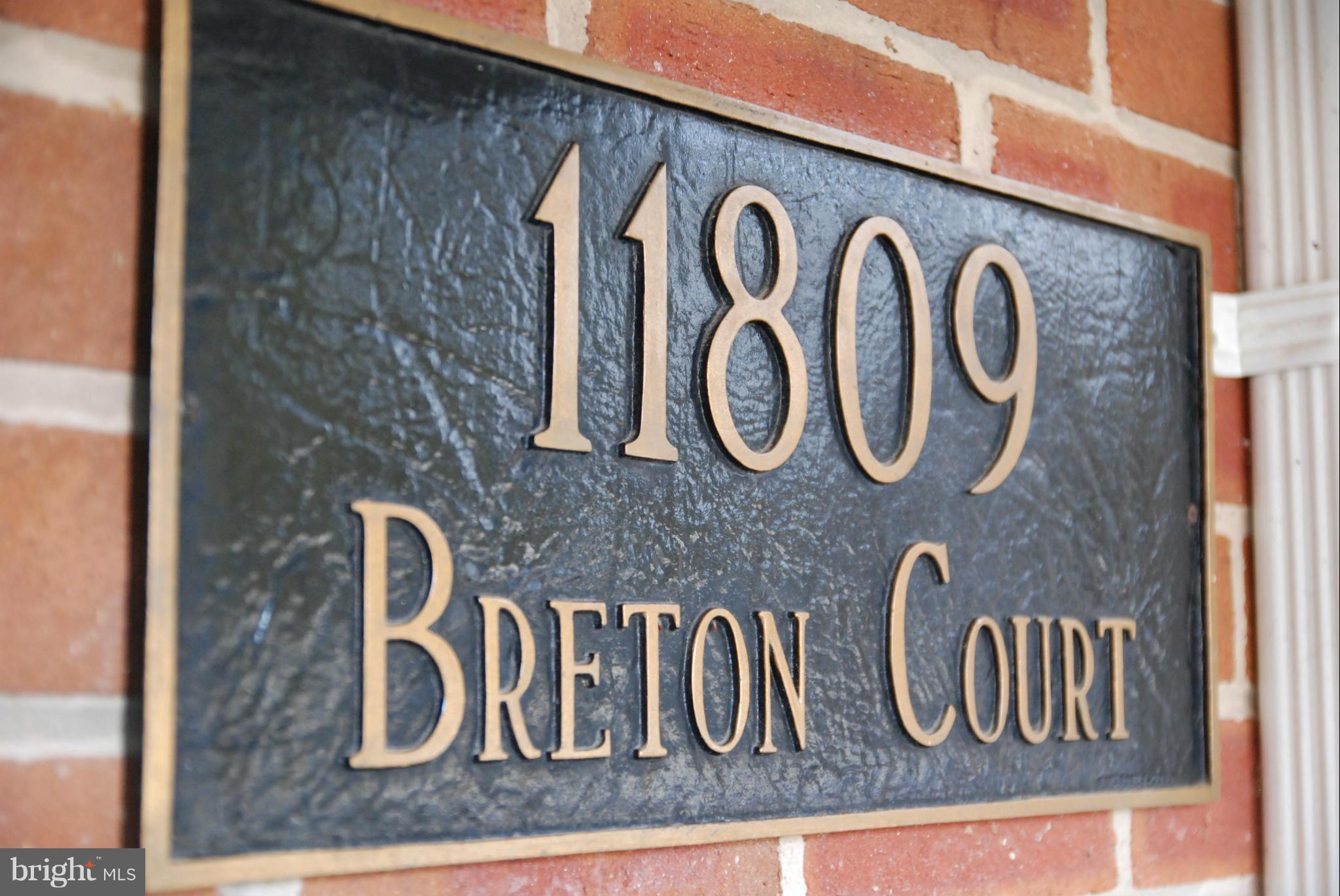 HUNTERS WOODS VILLAGE - Residential Lease