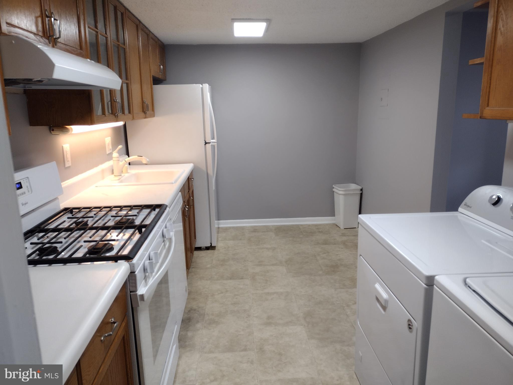 HUNTERS WOODS VILLAGE - Residential Lease